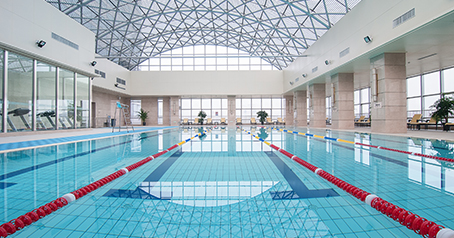 Piscina piscina purificazione dell'acqua Conoscenza della conoscenza: creazione di un ambiente di nuoto chiaro e sano