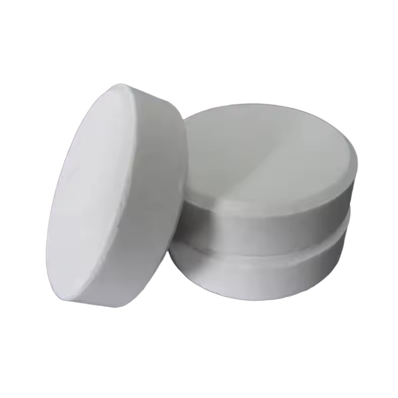 Quale ruolo chiave svolge il TCCA (acido tricloroisocianurico) nel trattamento delle acque e nella disinfezione?