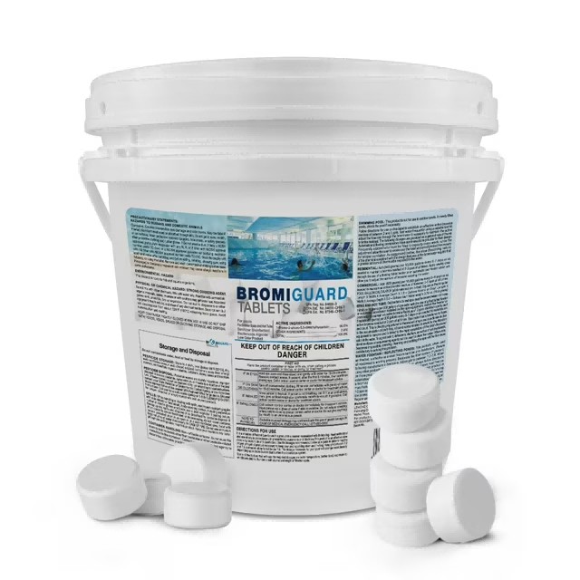 Perché BCDMH per piscine e spa è essenziale per una qualità dell'acqua cristallina?